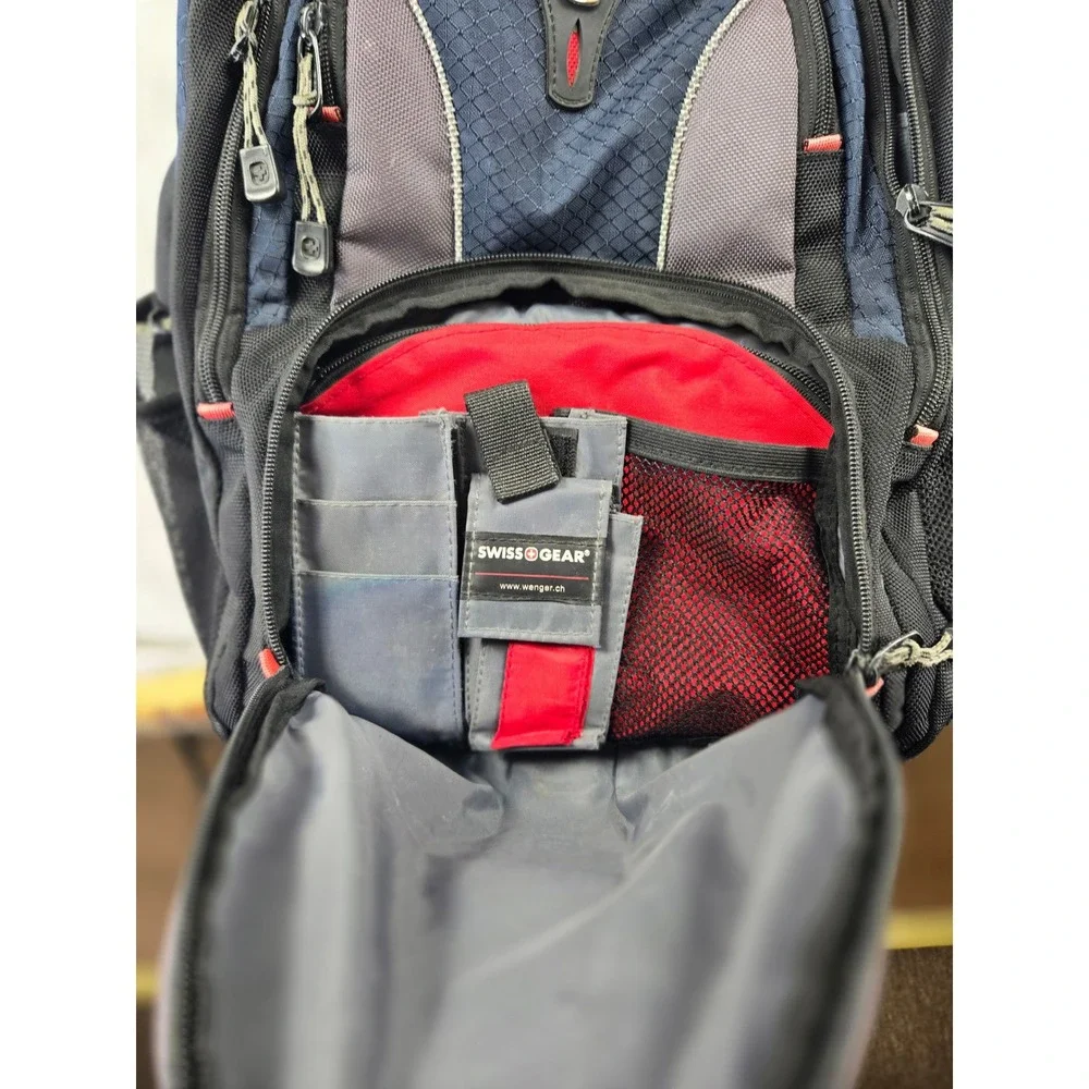 SwissGear Wenger Laptop Backpack Navy Blue Grey SwissGuard Padded Travel Bag
